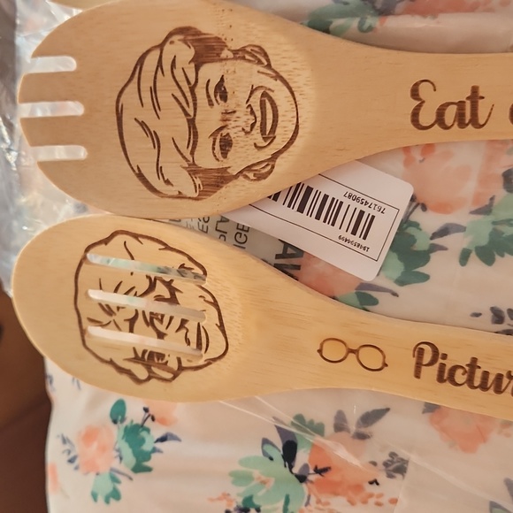 BNWT Set of 5 Golden Girls spatula set - Picture 2 of 6